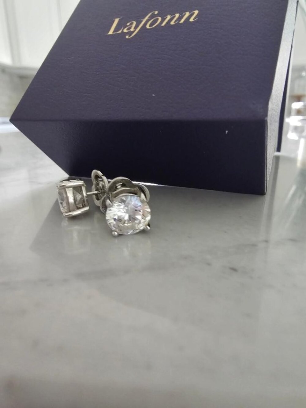La Fonn 4 CTW 4 Prong Stud Earrings NEW IN BOX